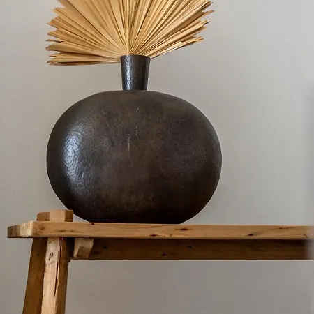 Kallia's Milos בית הארחה 4*