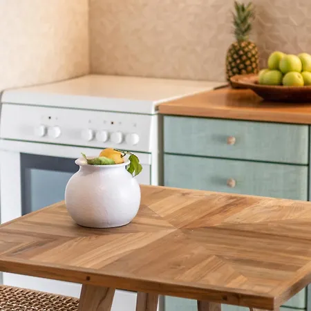 Kallia's Milos בית הארחה 4*