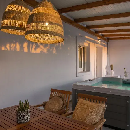 Kallia's Milos Adamantas (Milos)