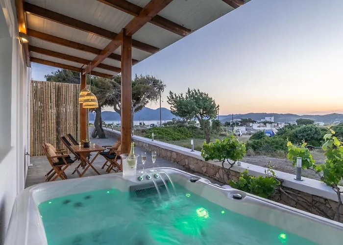 Kallia's Milos Гостевой дом Адамас