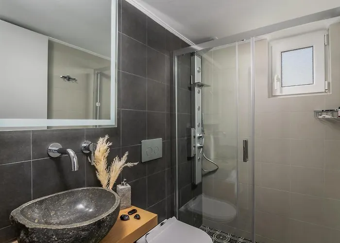 Kallia's Milos Гостевой дом Адамас