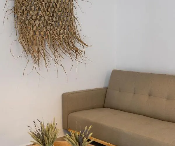 Гостевой дом Kallia's Milos Адамас